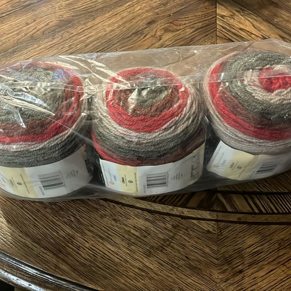 3 pack Caron Cakes Yarn - Picture 8 of 12